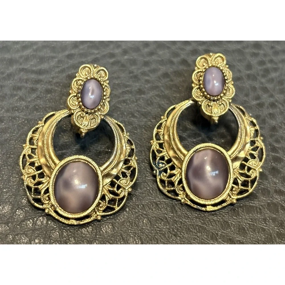 1928 Vintage 80s 90s DOOR KNOCKER Purple Marbled Cabochons Filigree EARRINGS